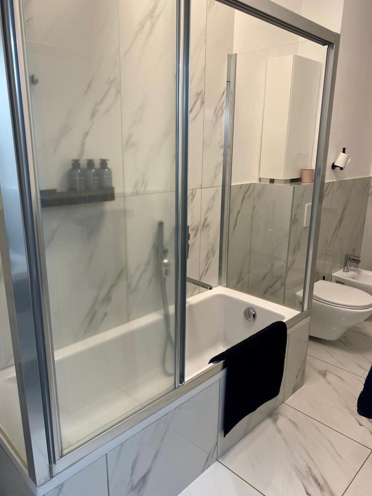 Elegante 80mq Vicino Sempione Apartamento