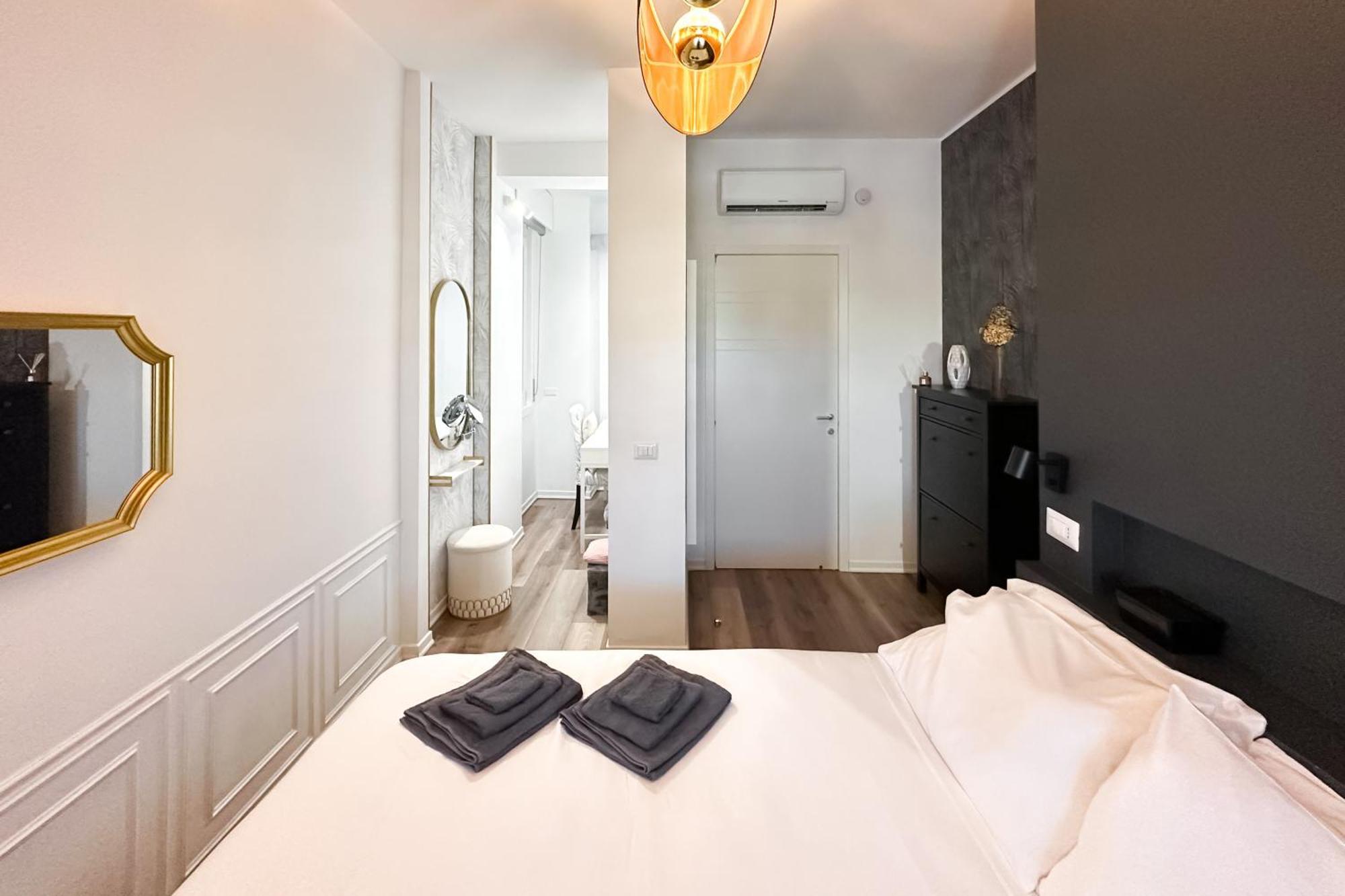 Elegante 80mq Vicino Sempione Appartement